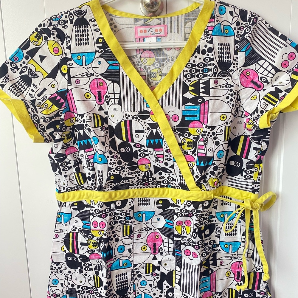 Koi Multicolor Graphic Scrub top